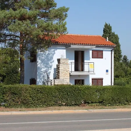 Apartment By The Sea Dajla, Novigrad - 3376 Novigrad (Istria)