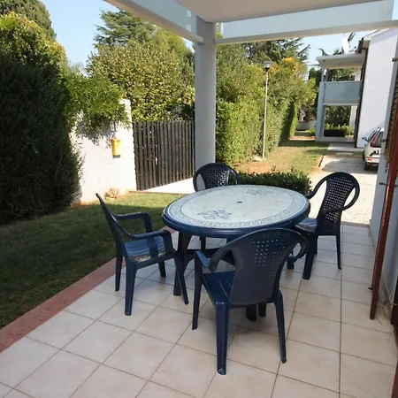 By The Sea Dajla, Novigrad - 3376 アパート *