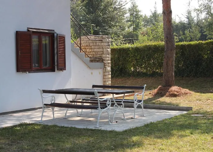 Apartment By The Sea Dajla, Novigrad - 3376 *